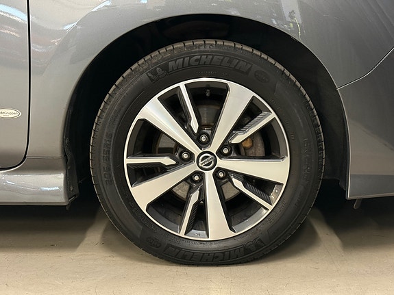 Nissan Leaf 17 of 30