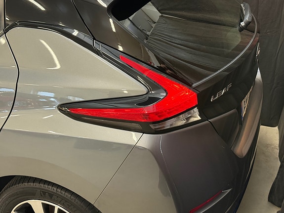 Nissan Leaf 8 of 30