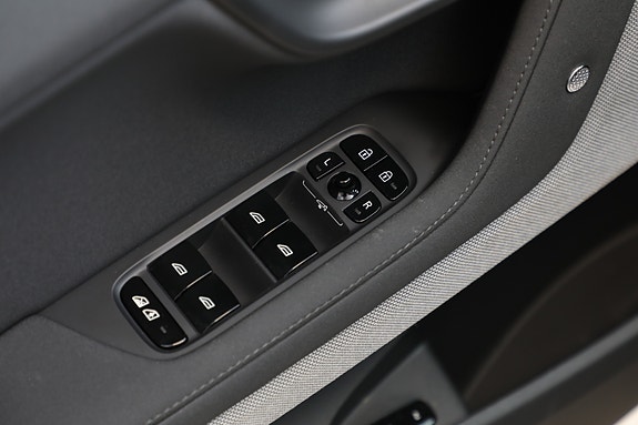 Polestar 2 23 of 30