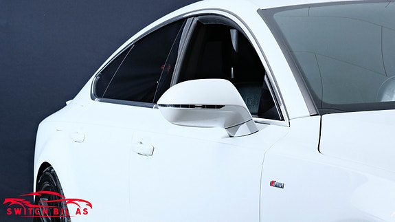 Audi A7 4 of 5
