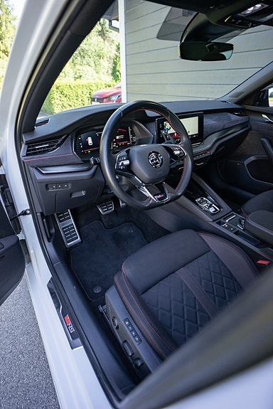Skoda Octavia RS 14 of 30