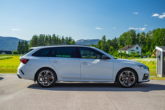 Skoda Octavia RS 7 of 30