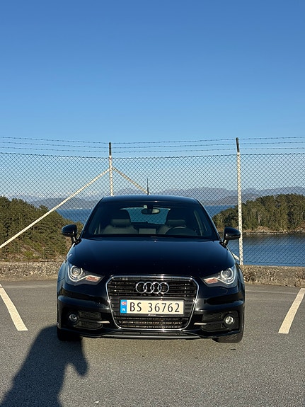 Audi A1 3 of 5