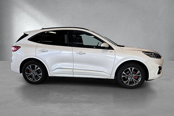 Ford Kuga 4 of 5