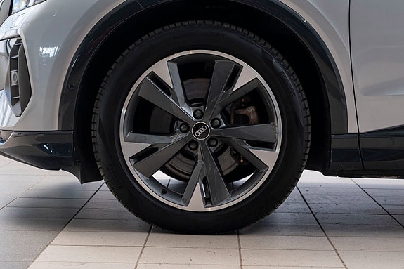 Audi Q4 e-tron 5 of 30
