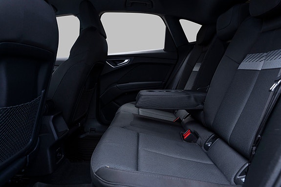 Audi Q4 e-tron 24 of 30