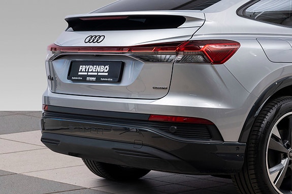 Audi Q4 e-tron 7 of 30