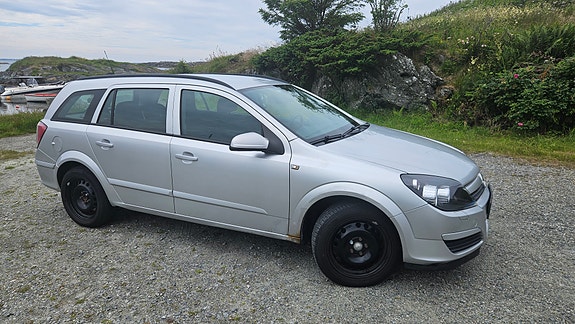 Opel Astra 3 of 5