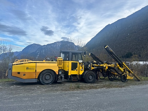 Atlas Copco Boomer MC2 Tunnelborerigg. 2 of 5