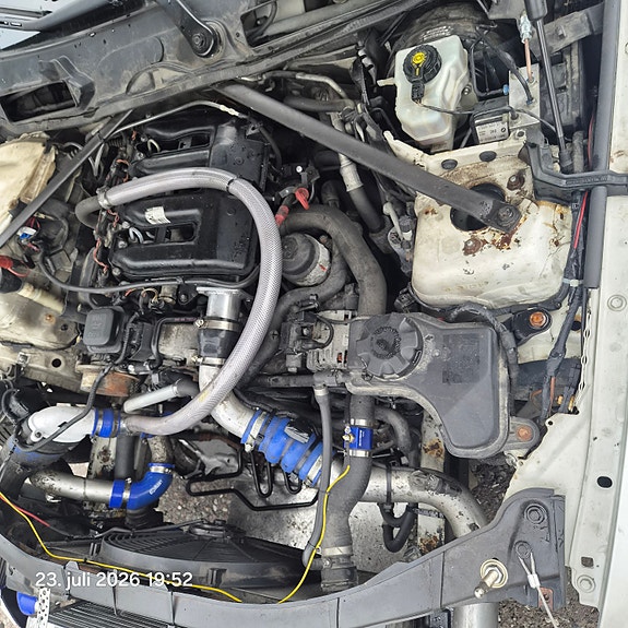 BMW 320d 12 of 23