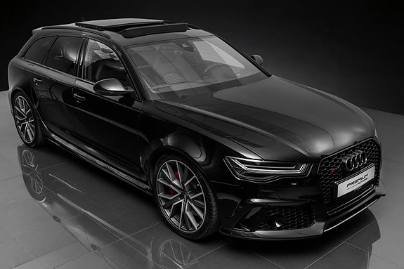 Audi RS6 2 of 5