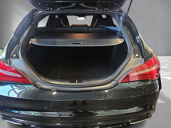 Mercedes-Benz CLA180 5 of 5