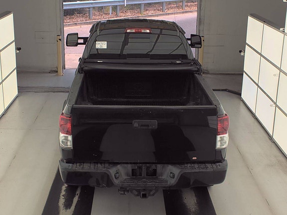 Toyota Tundra 5 of 5