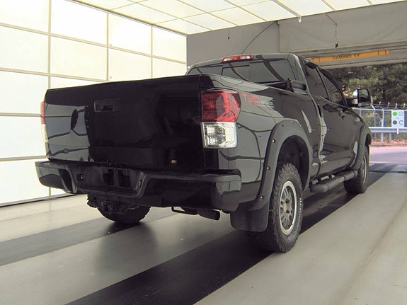 Toyota Tundra 4 of 5