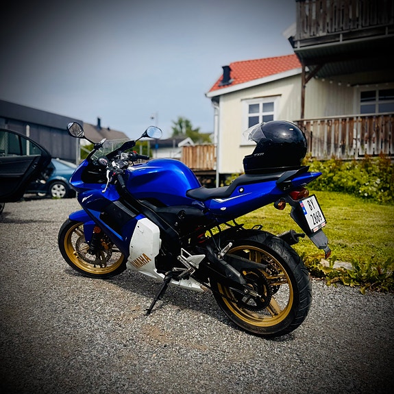 Yamaha TZR 50 2 of 5