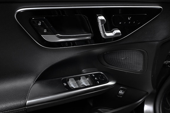 Mercedes-Benz C220 d 28 of 30