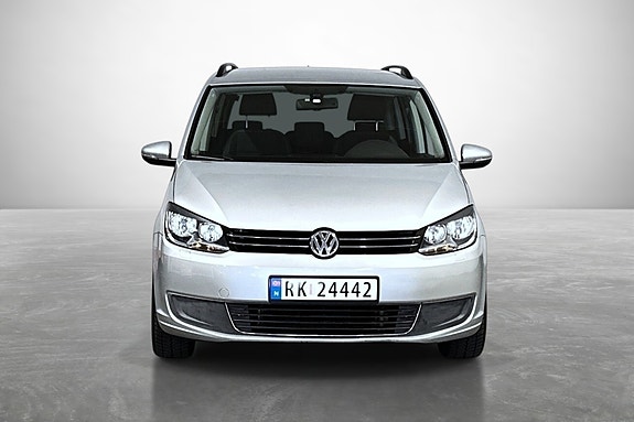 Volkswagen Touran 3 of 5