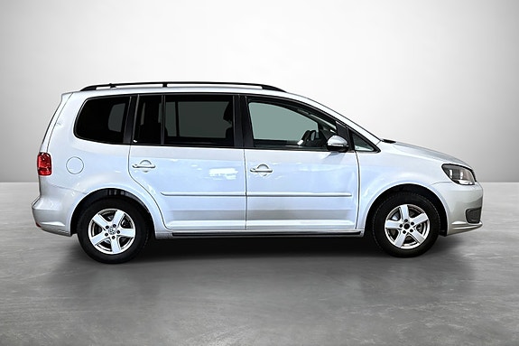 Volkswagen Touran 5 of 5
