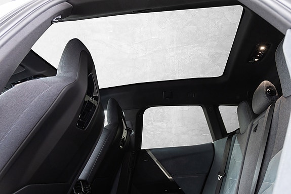 BMW iX 20 of 29