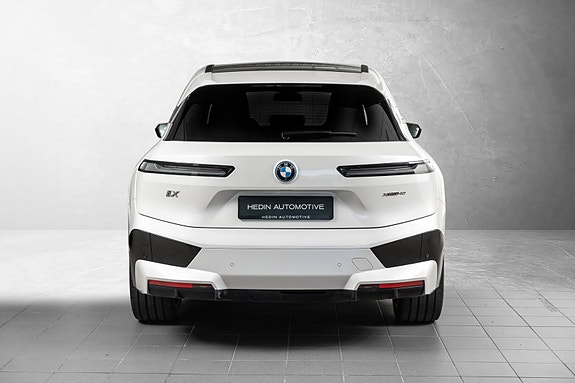 BMW iX 5 of 29