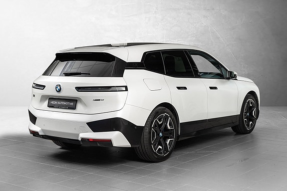 BMW iX 7 of 29