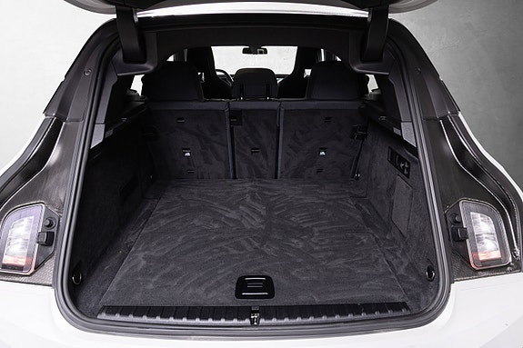 BMW iX 25 of 29