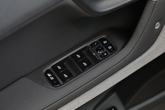 Polestar 2 24 of 30
