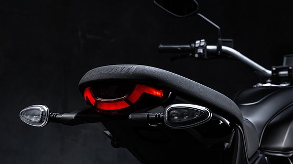 Ducati Scrambler Dark Icon / kampanje! 8 of 9