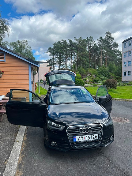 Audi A1 3 of 5