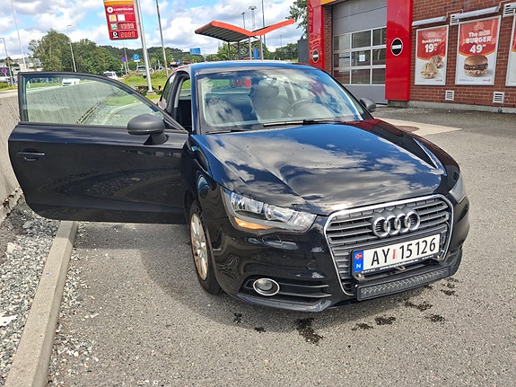 Audi A1 4 of 5