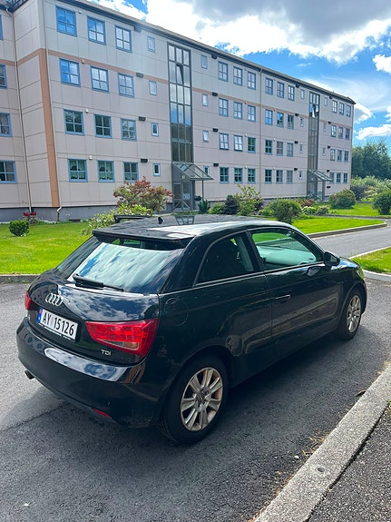 Audi A1 2 of 5