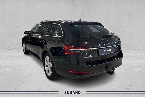 Skoda Superb 3 of 5