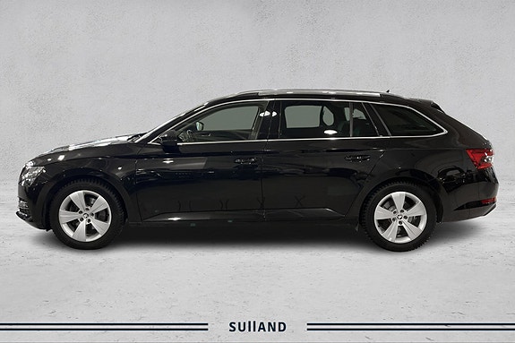 Skoda Superb 2 of 5
