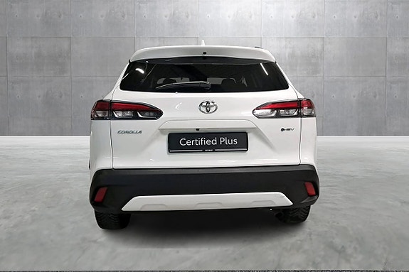 Toyota Corolla Cross 4 of 5