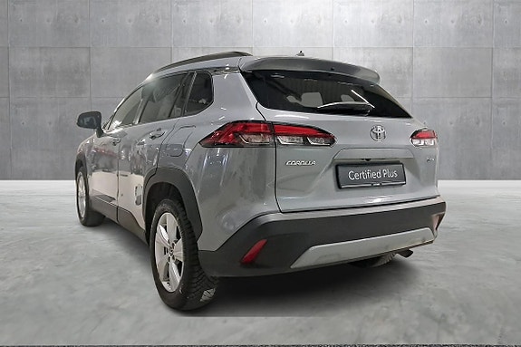 Toyota Corolla Cross 3 of 5