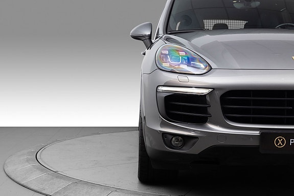 Porsche Cayenne S 2017 photo 2