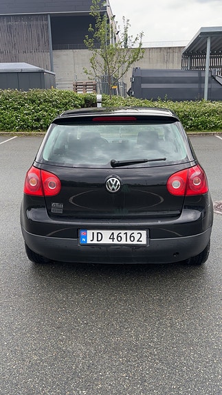 Volkswagen Golf V 3 of 5