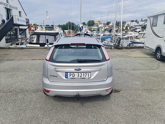 Ford Focus 5 of 5
