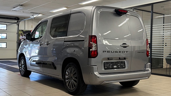 Peugeot Partner 4 of 5