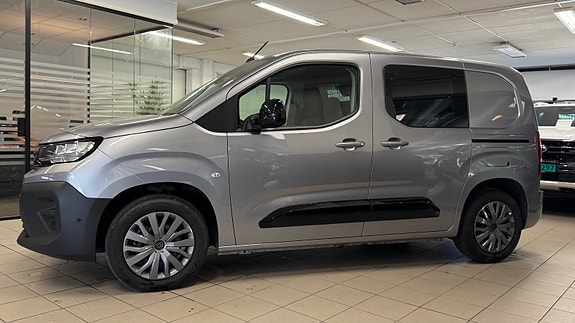 Peugeot Partner 3 of 5