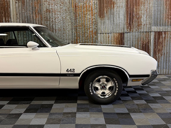 Oldsmobile 442 1970 photo 4