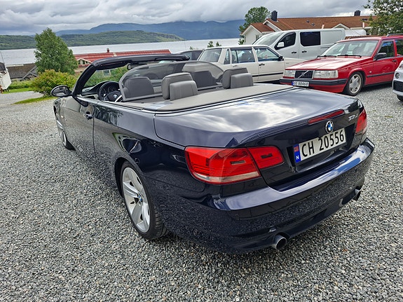 BMW 335i 11 of 30