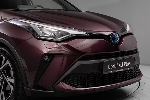 Toyota C-HR 10 of 30