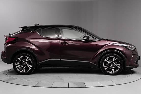 Toyota C-HR 5 of 30