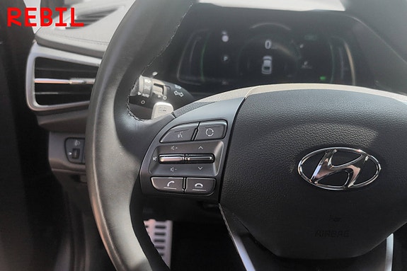 Hyundai IONIQ 13 of 21
