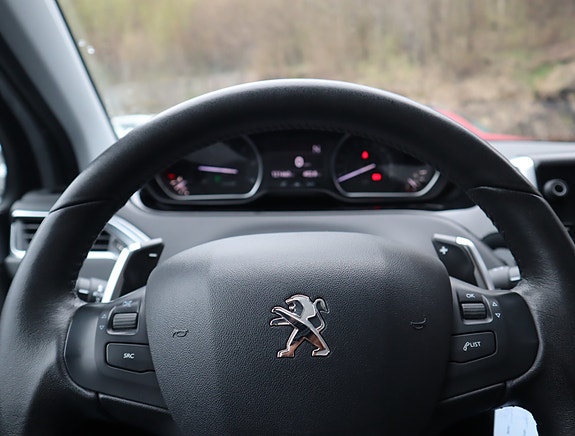 Peugeot 208 11 of 20