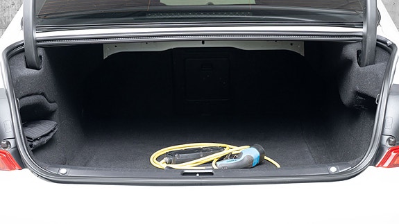 Volvo S90 10 of 30