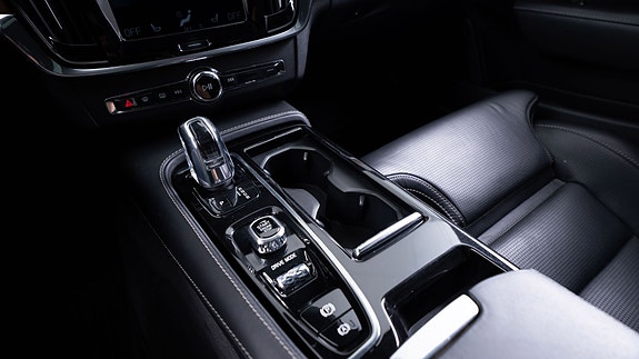 Volvo S90 21 of 30