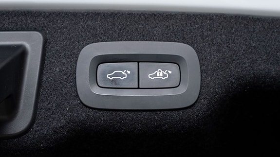 Volvo S90 11 of 30