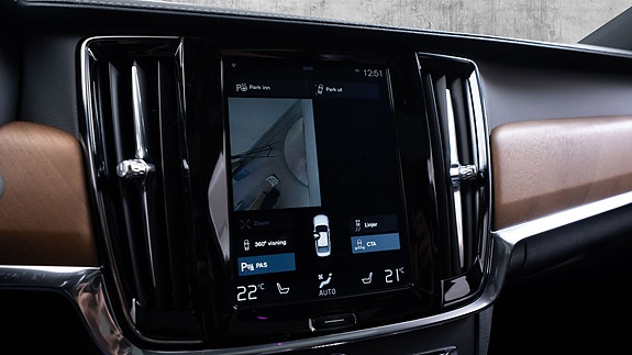 Volvo S90 30 of 30